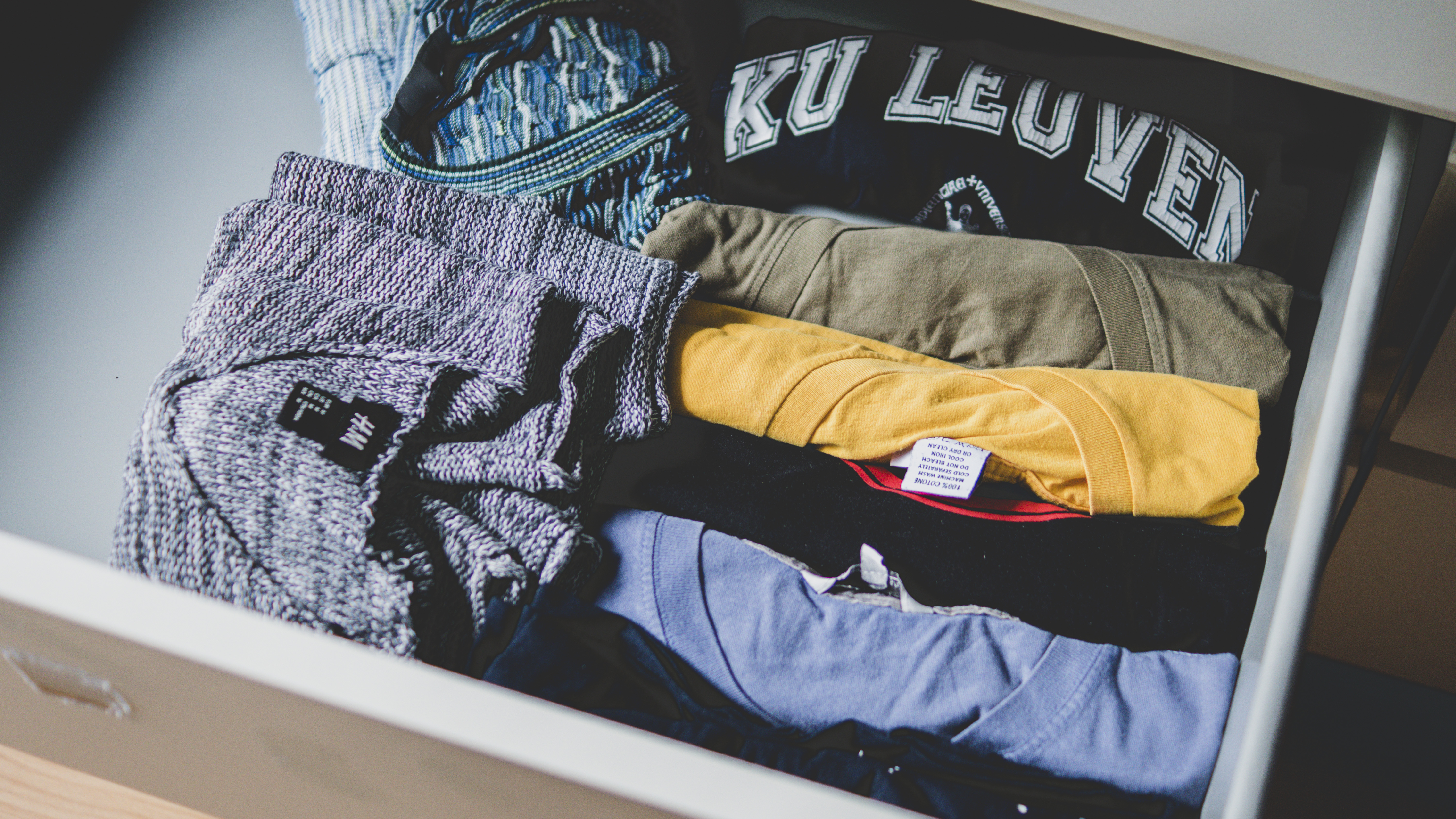 Organizar camisetas: por onde começar?